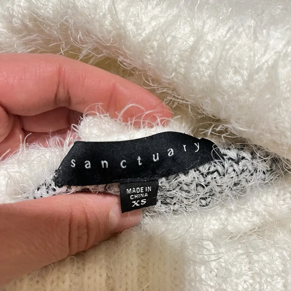 Sanctuary Women's Striped Plaid White Black‎ Soft Pullover Sweater Size XS